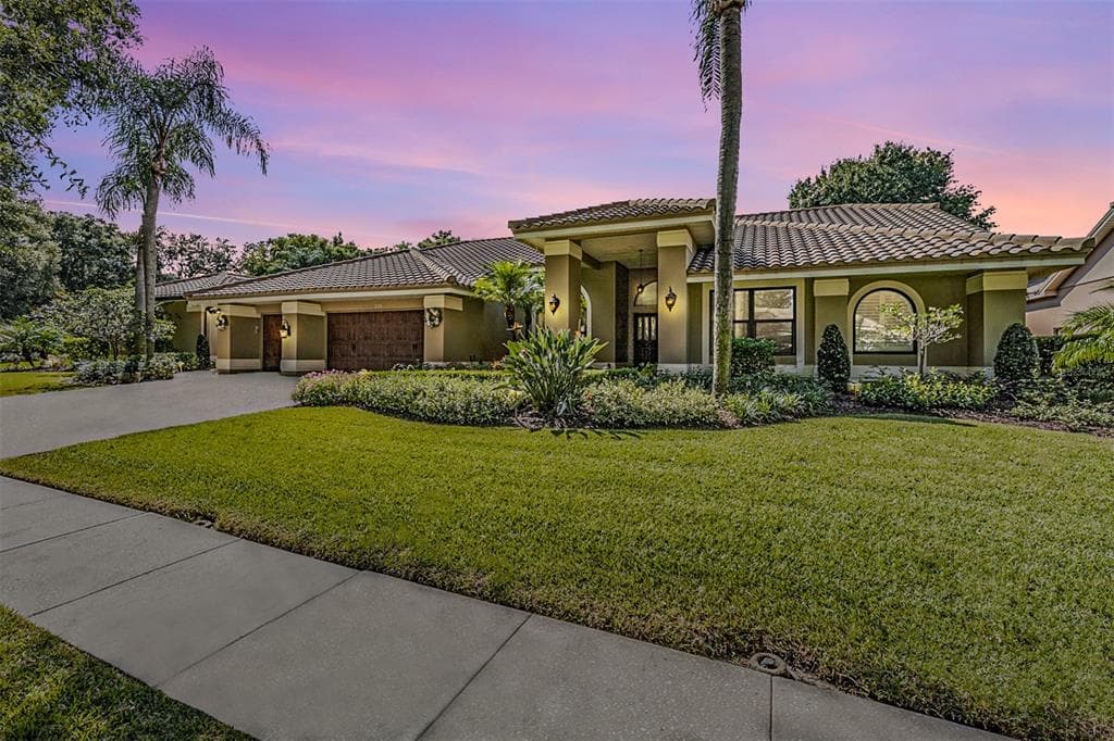 2136 PINNACLE CIRCLE N PALM HARBOR, FL 34684
