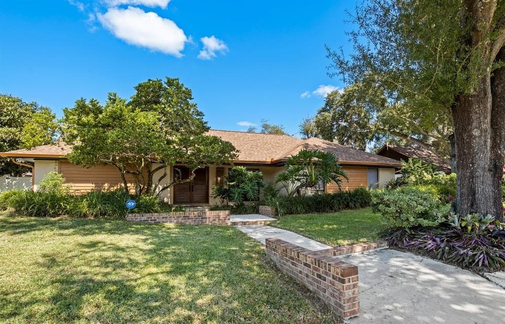 15930 NOTTINGHILL DRIVE LUTZ, FL 33548