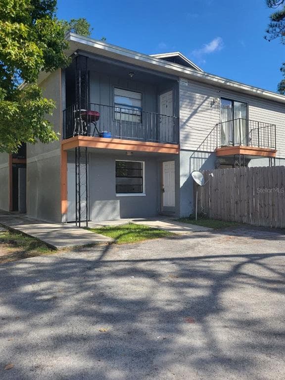 8429 CAMDEN STREET TAMPA, FL 33614