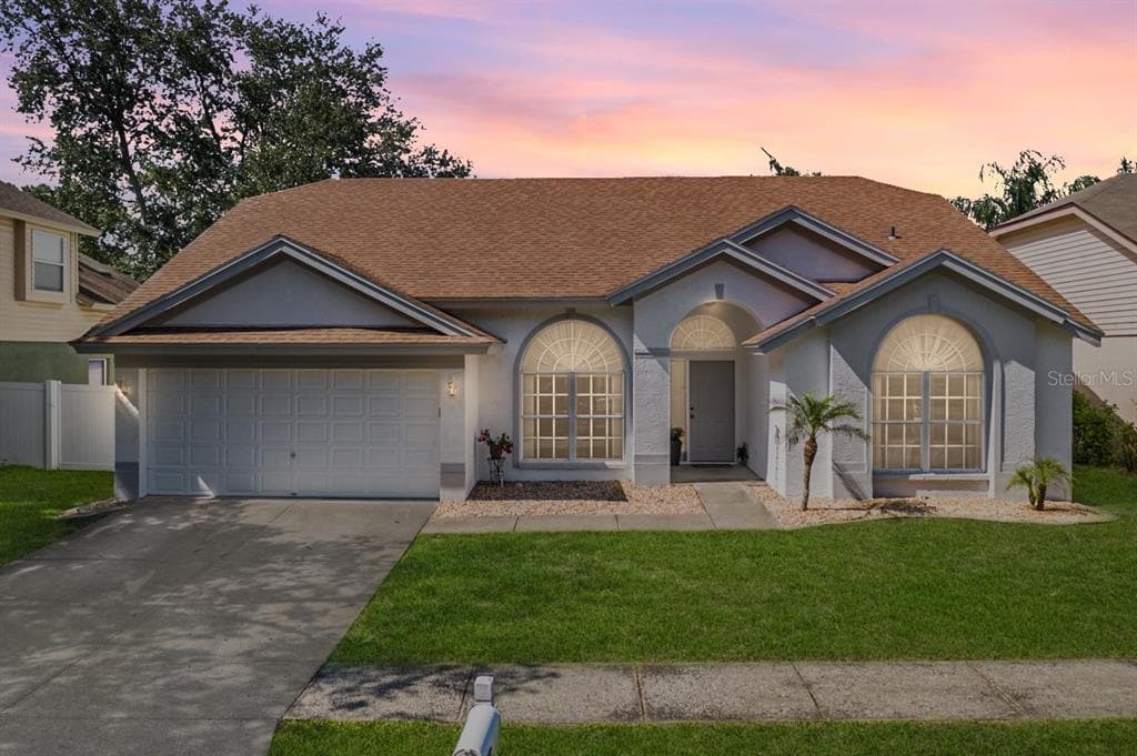 2316 NEEDHAM DRIVE VALRICO, FL 33596