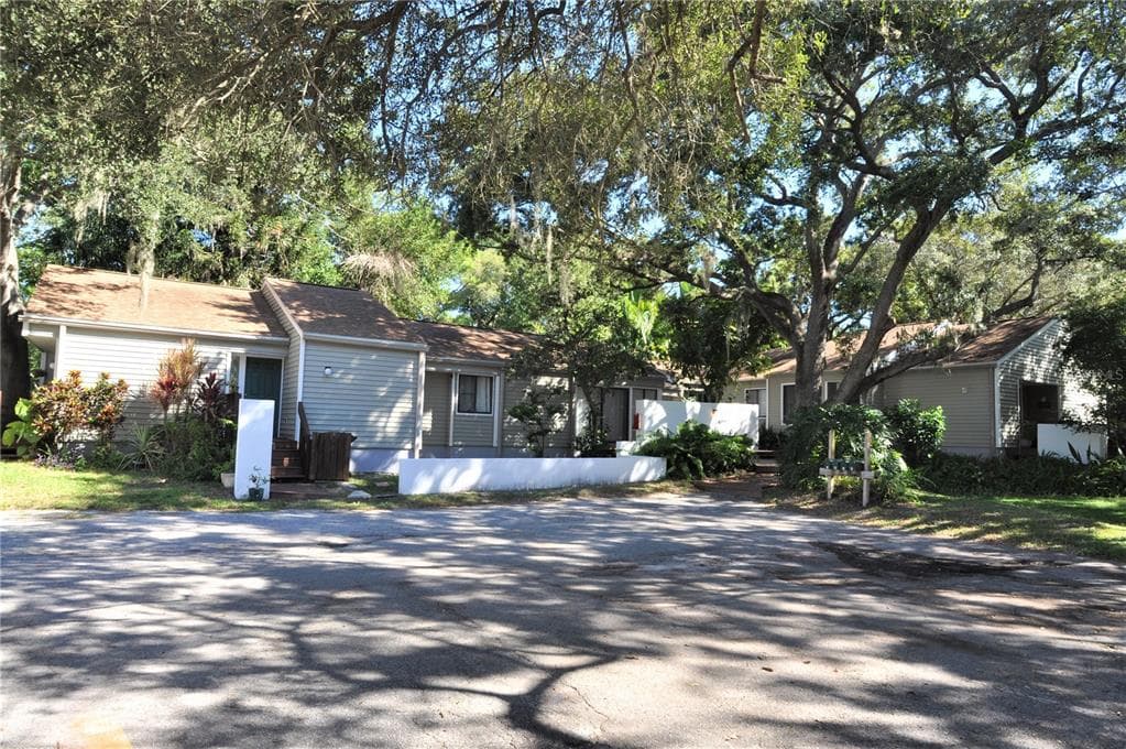 1477 PINEHURST ROAD DUNEDIN, FL 34698
