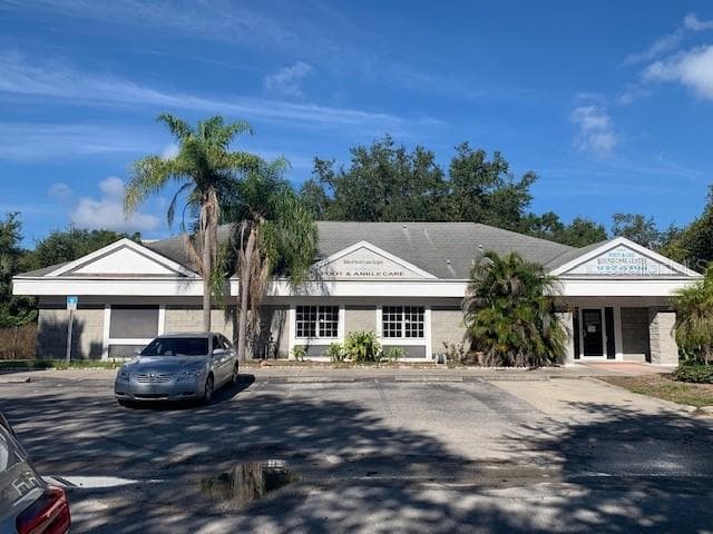 1264 S PINELLAS AVENUE TARPON SPRINGS, FL 34689