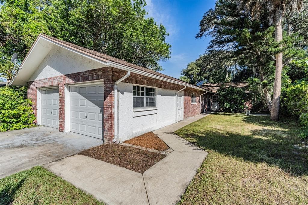 5417 CARLTON ROAD NEW PORT RICHEY, FL 34652