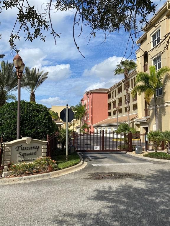 424 LUNA BELLA LANE UNIT 335 NEW SMYRNA BEACH, FL 32168