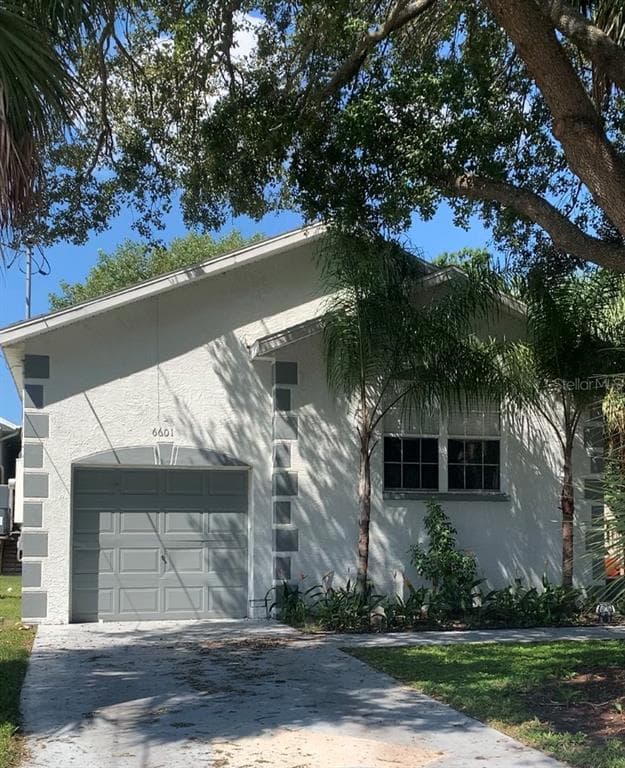 6601 S JUANITA STREET TAMPA, FL 33616