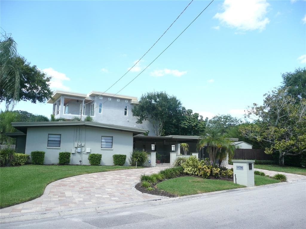 25 SANDPIPER ROAD TAMPA, FL 33609