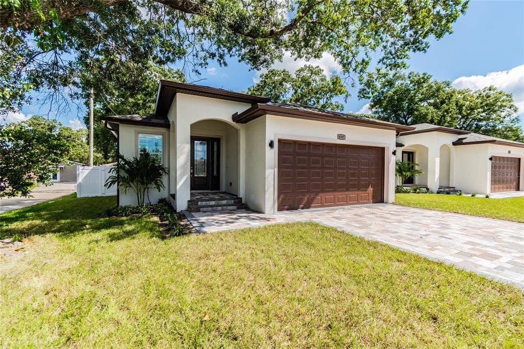 8307 N GOMEZ AVENUE TAMPA, FL 33614