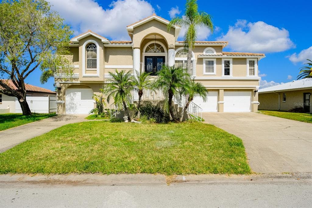 4941 SOUTHSHORE DRIVE NEW PORT RICHEY, FL 34652