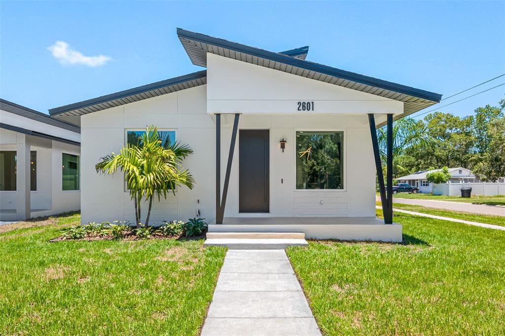 2601 35TH AVENUE N ST PETERSBURG, FL 33713