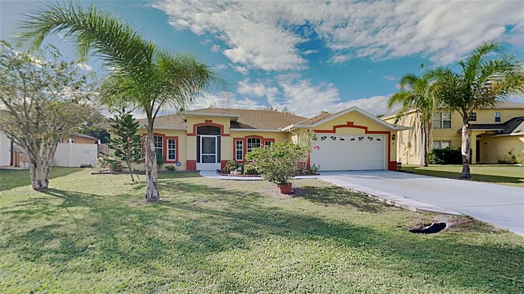 524 CARLSBAD DRIVE KISSIMMEE, FL 34758