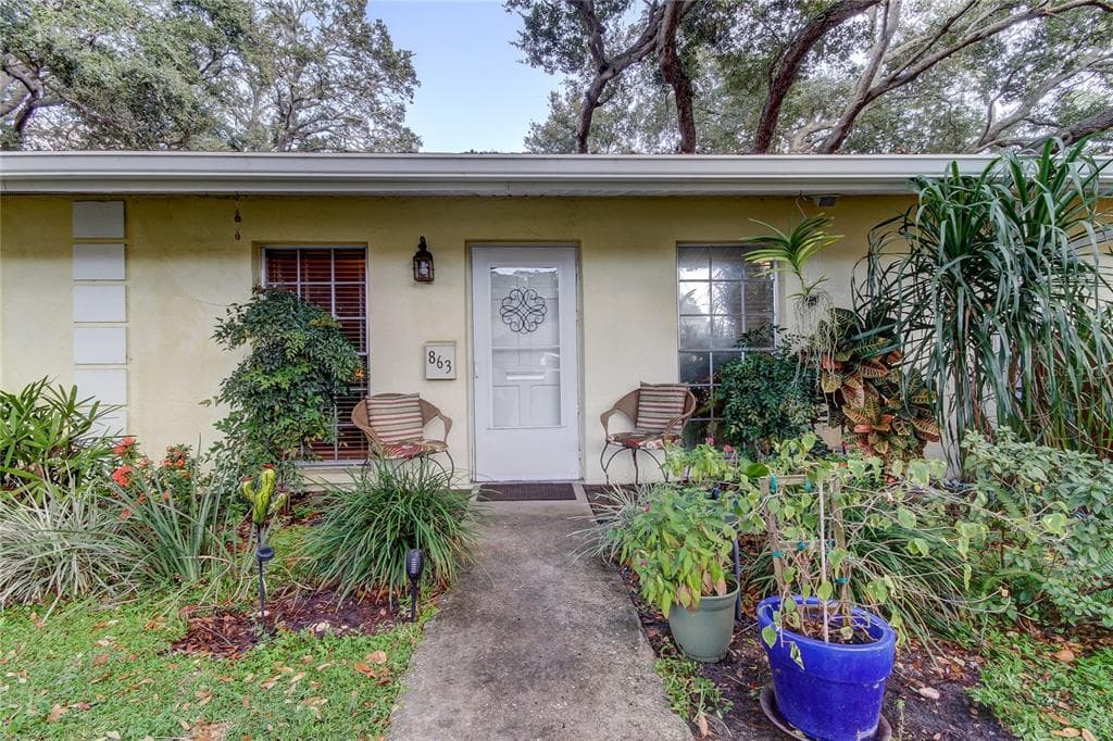 863 DE SOTO COURT UNIT 863 DUNEDIN, FL 34698