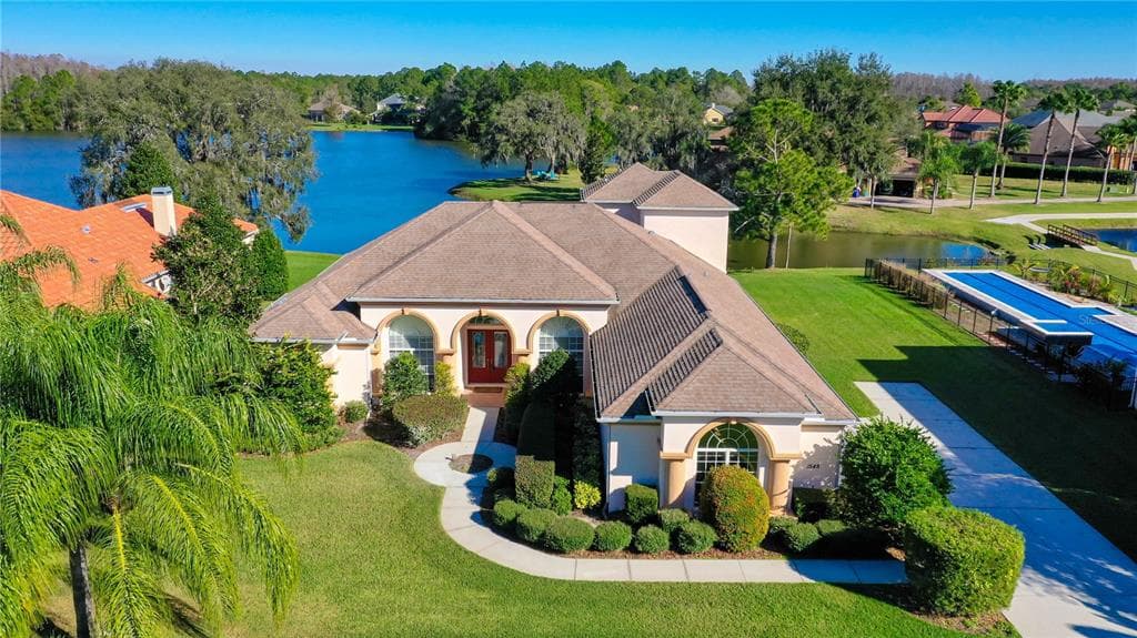 1548 LAKE POLO DRIVE