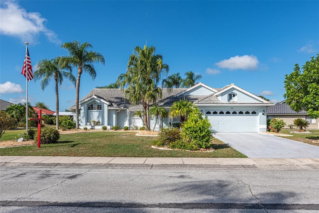 2004 BERRY ROBERTS DRIVE