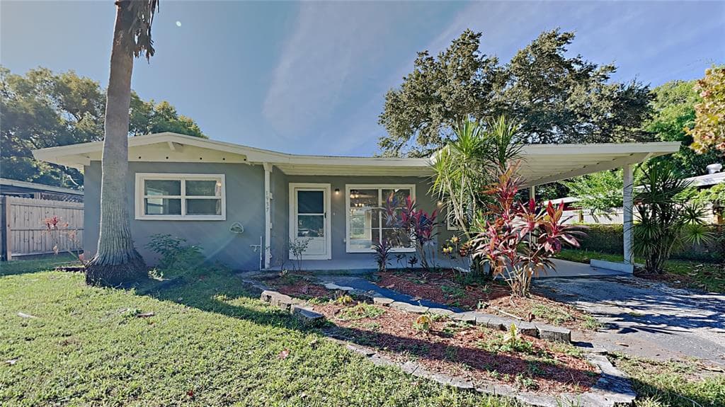 1937 PINEHURST DRIVE CLEARWATER, FL 33763