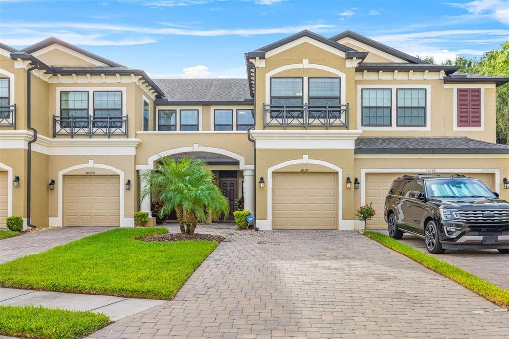 30281 SOUTHWELL LANE WESLEY CHAPEL, FL 33543