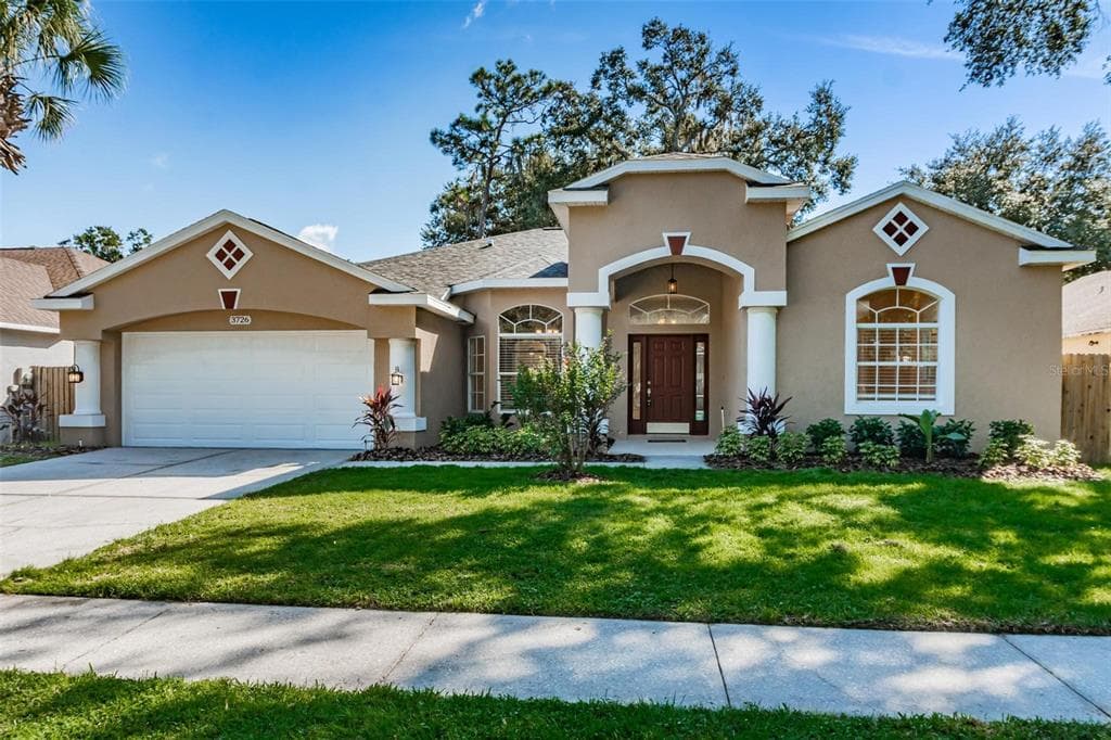 3726 COLD CREEK DRIVE VALRICO, FL 33596