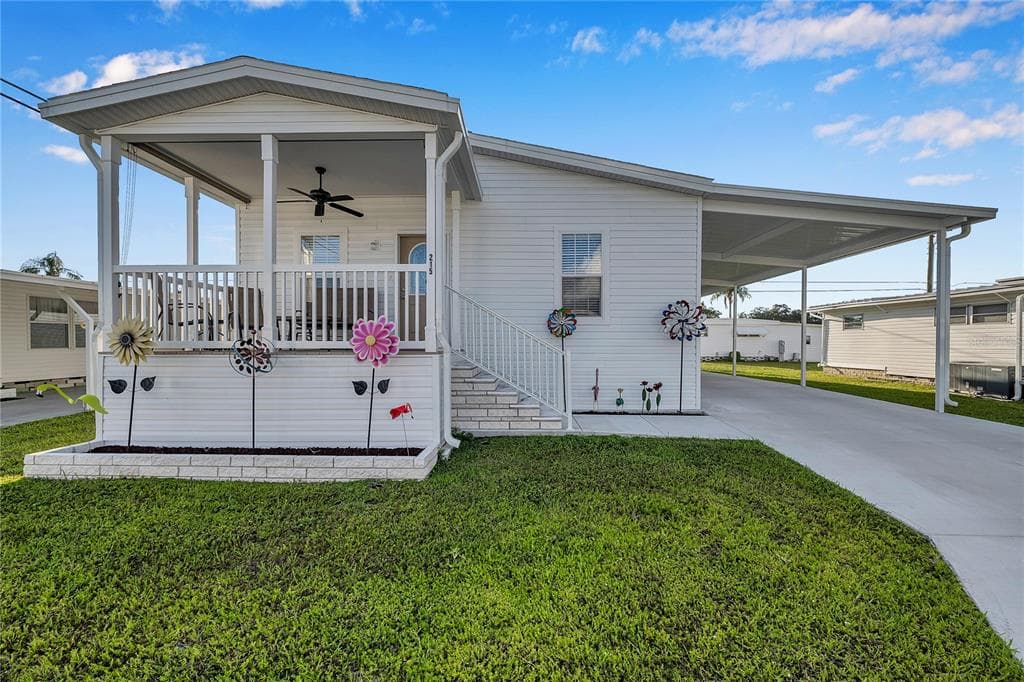 2900 GULF TO BAY BOULEVARD UNIT 215 CLEARWATER, FL 33759