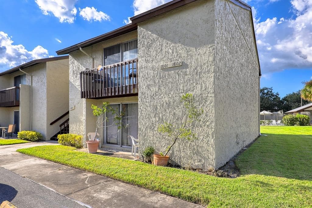 4215 E BAY DRIVE UNIT 1801E CLEARWATER, FL 33764
