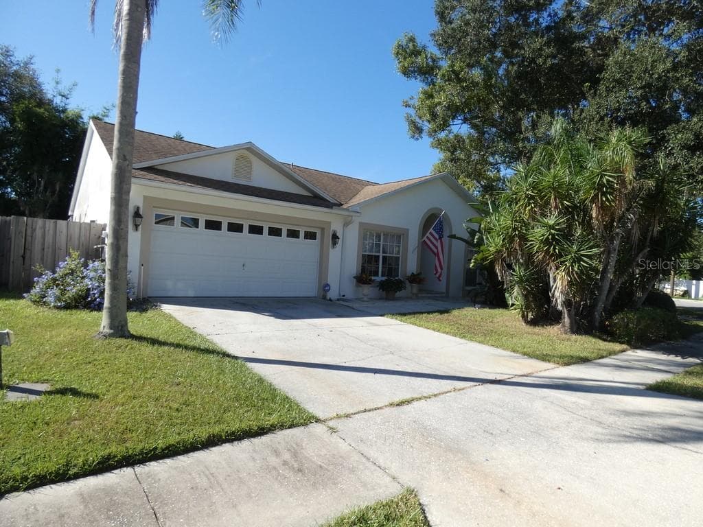 2005 ROUNTREE COURT CLEARWATER, FL 33763