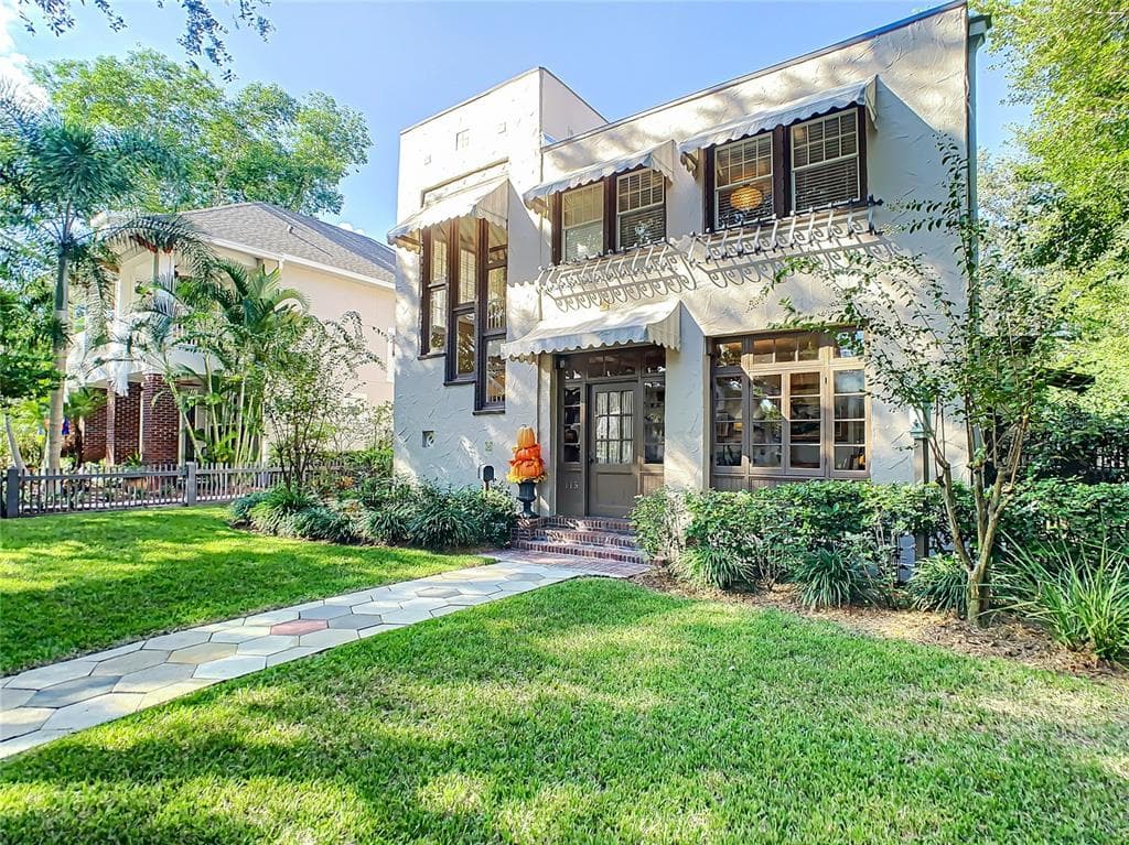 115 18TH AVENUE N ST PETERSBURG, FL 33704