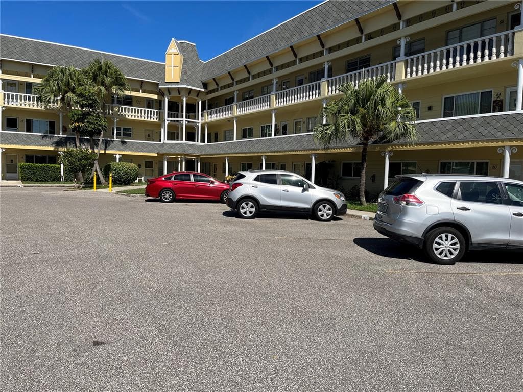 2458 FLORENTINE WAY UNIT 42 CLEARWATER, FL 33763