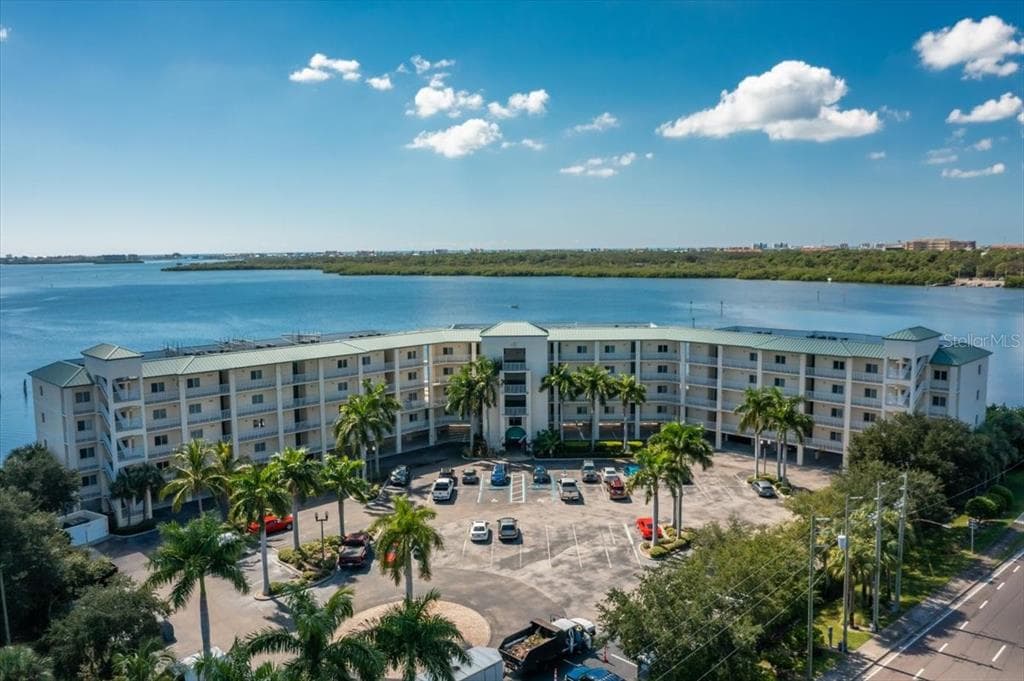 8800 BAY PINES BOULEVARD UNIT 303 ST PETERSBURG, FL 33709