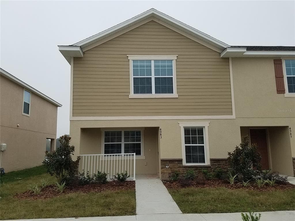 4943 WRANGLER WAY WESLEY CHAPEL, FL 33544