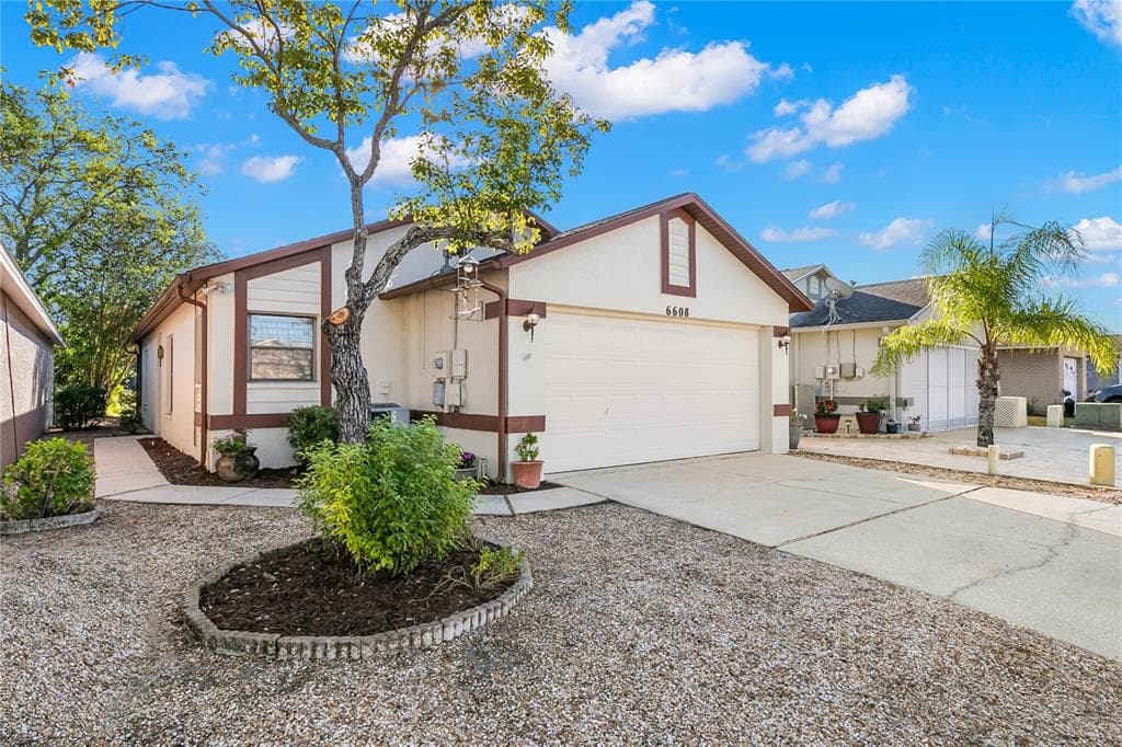 6608 CROSSBOW LANE NEW PORT RICHEY, FL 34653