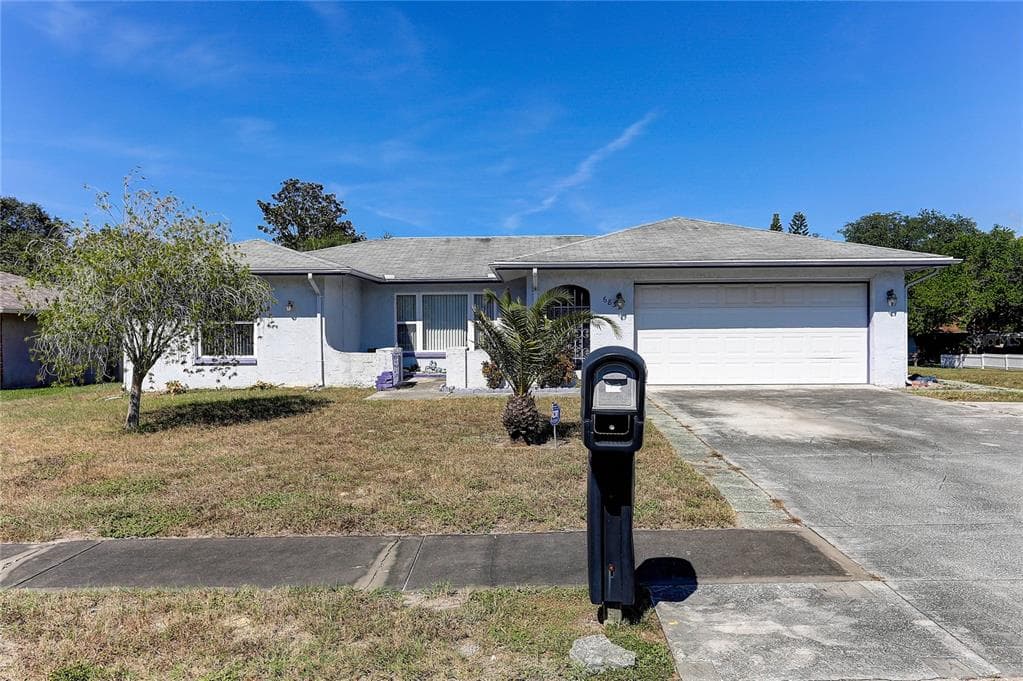 6833 BOTTLE BRUSH DRIVE PORT RICHEY, FL 34668