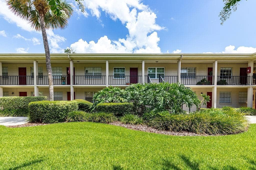 2207 S CAROLINA AVENUE UNIT 18 TAMPA, FL 33629
