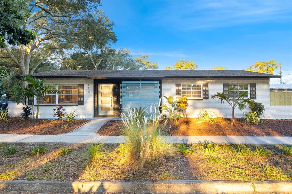 810 22ND STREET N ST PETERSBURG, FL 33713