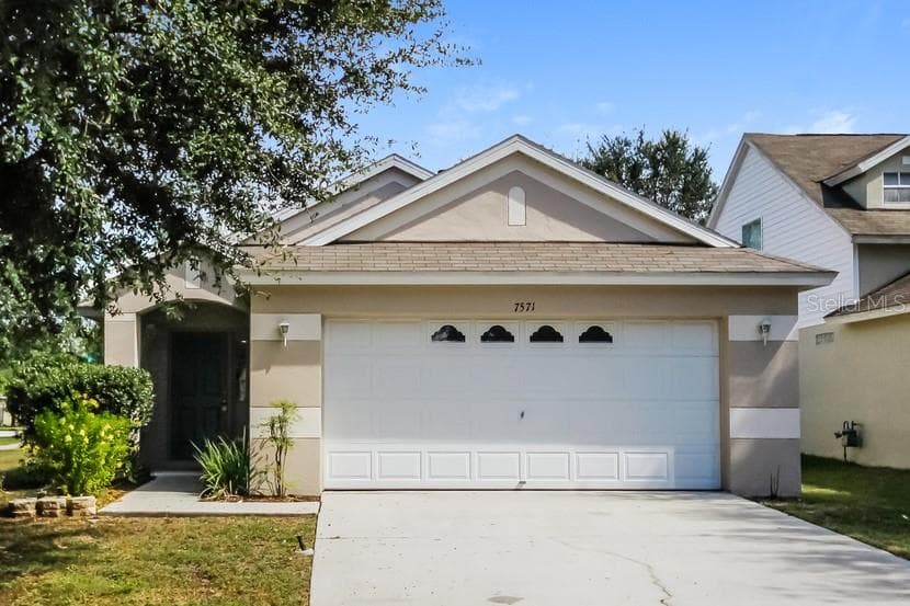 7571 OXFORD GARDEN CIRCLE APOLLO BEACH, FL 33572