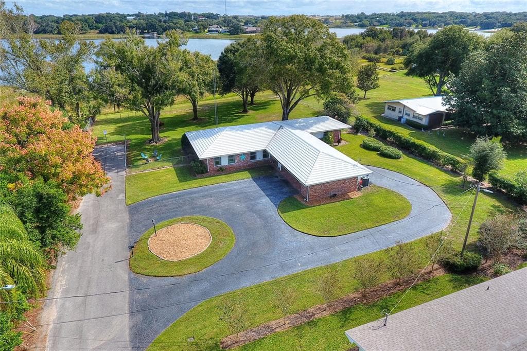109 FLORA DRIVE HAINES CITY, FL 33844