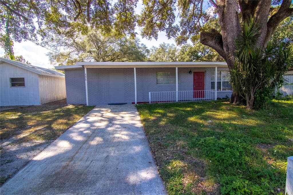 4026 N FALKENBURG ROAD TAMPA, FL 33610