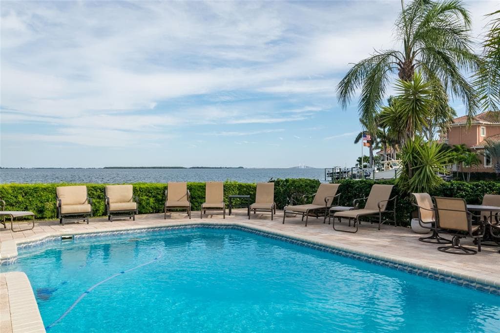 108 11TH STREET E TIERRA VERDE, FL 33715