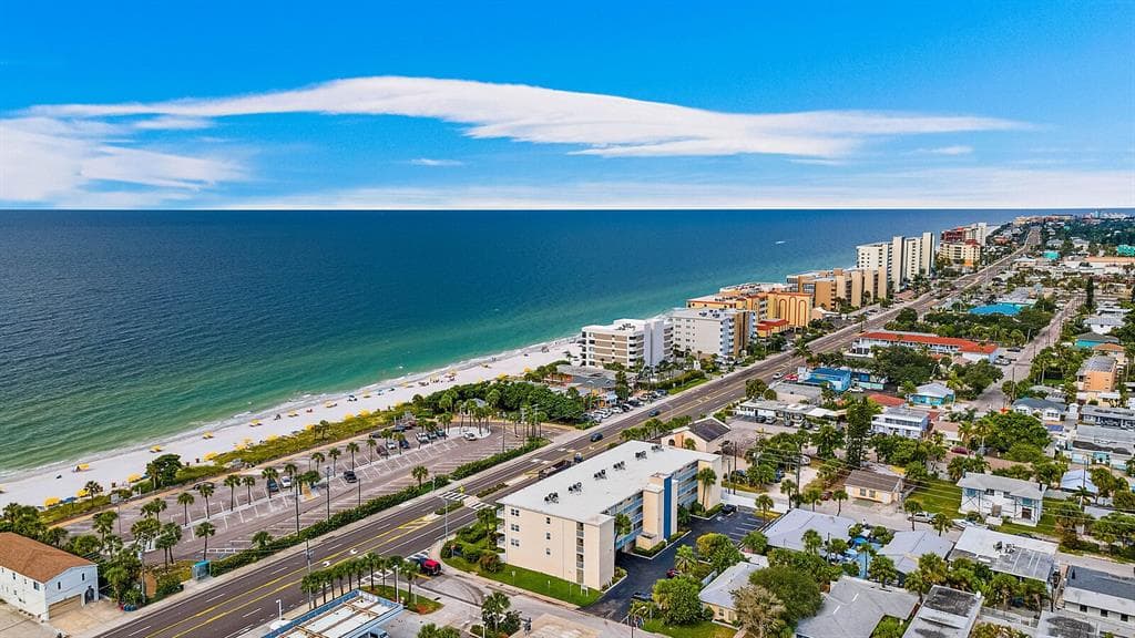 14401 GULF BOULEVARD UNIT 203 MADEIRA BEACH, FL 33708