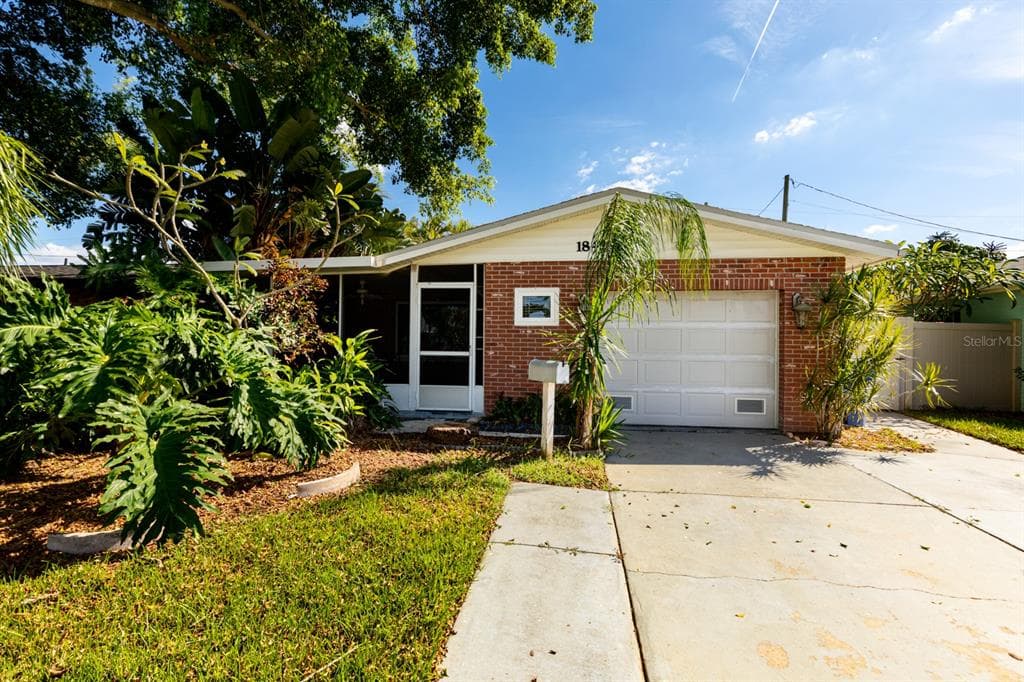 1842 NEW HAMPSHIRE AVENUE NE ST PETERSBURG, FL 33703