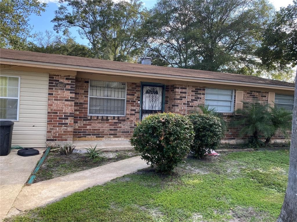 4940 CHIVALRY DRIVE JACKSONVILLE, FL 32208