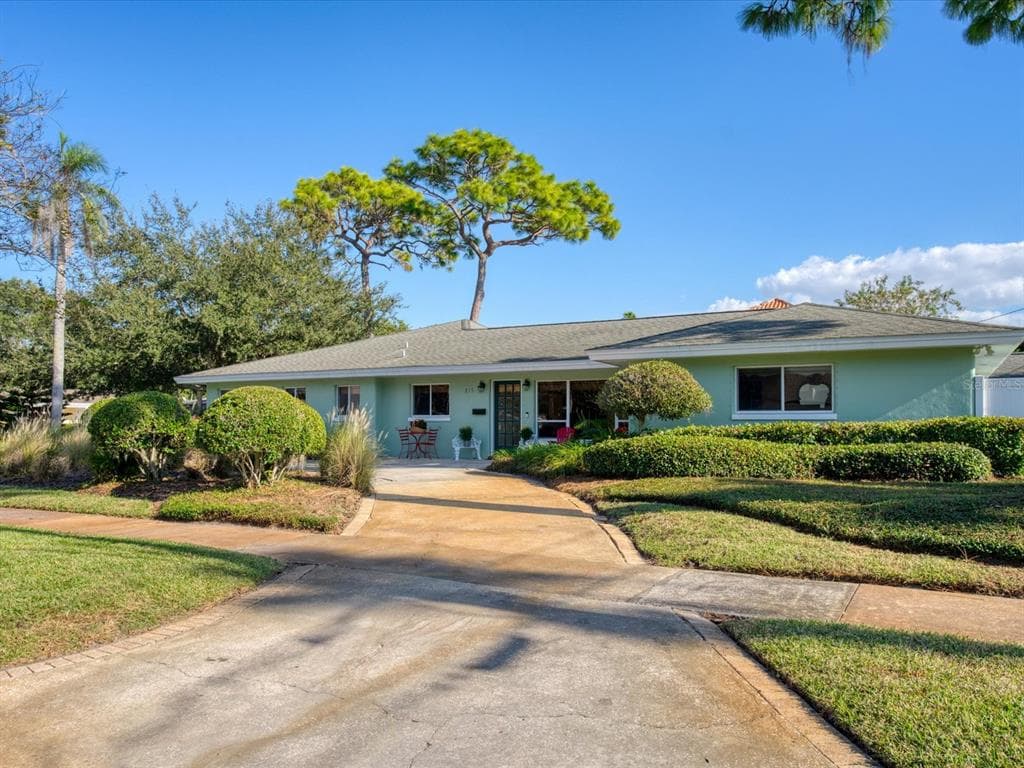 215 PENSACOLA ROAD