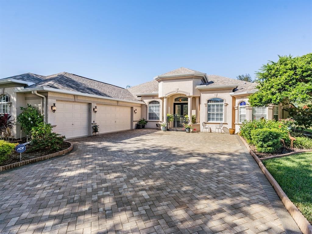 13145 THOROUGHBRED DRIVE DADE CITY, FL 33525