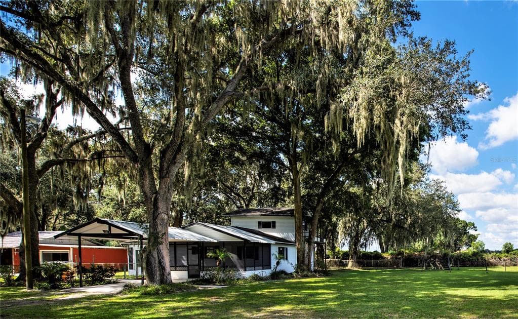 3211 ENGLISH ROAD PLANT CITY, FL 33567