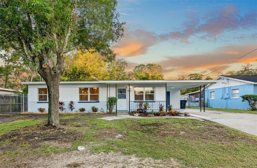 3011 E SLIGH AVENUE TAMPA, FL 33610