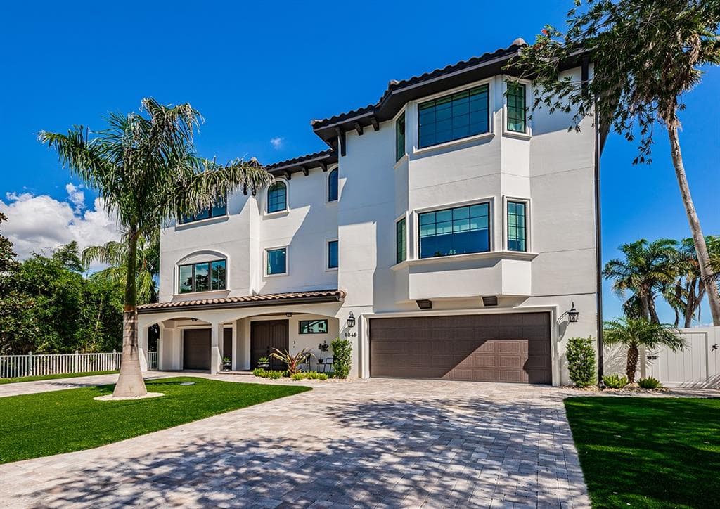 5845 BAHIA WAY S ST PETE BEACH, FL 33706