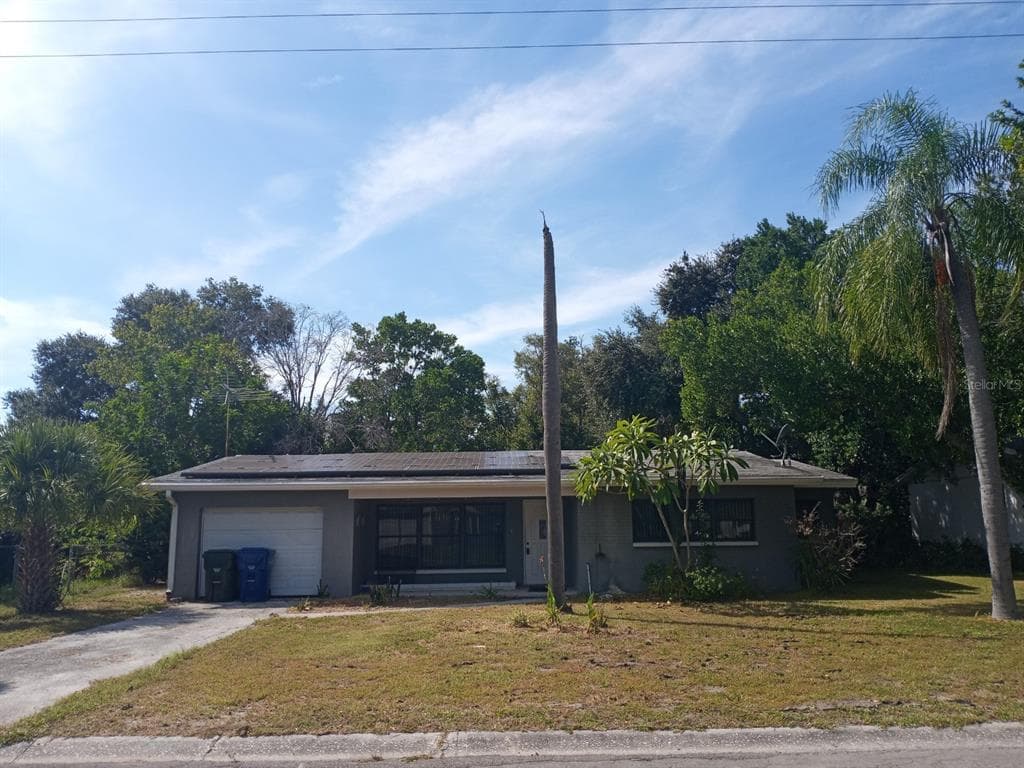 1701 VALENCIA DRIVE E LARGO, FL 33778