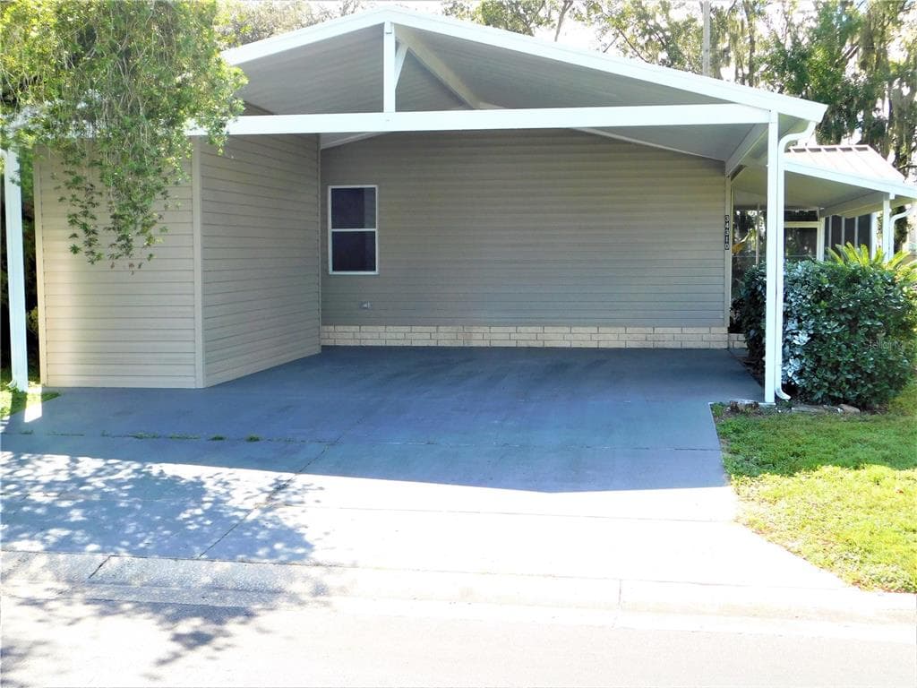 34310 LODGE DRIVE WESLEY CHAPEL, FL 33543