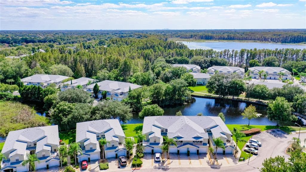 1912 HAMMOCKS AVENUE LUTZ, FL 33549