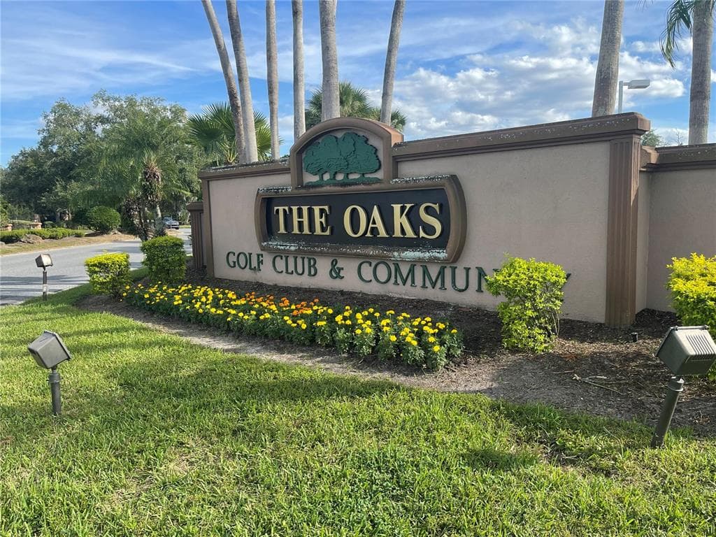 1954 COMMANDER WAY KISSIMMEE, FL 34746