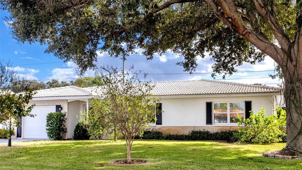 2315 TUDOR LANE CLEARWATER, FL 33763