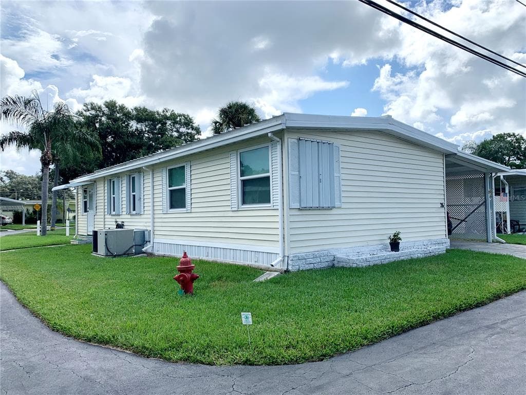 980 7TH STREET NW UNIT 26 LARGO, FL 33770