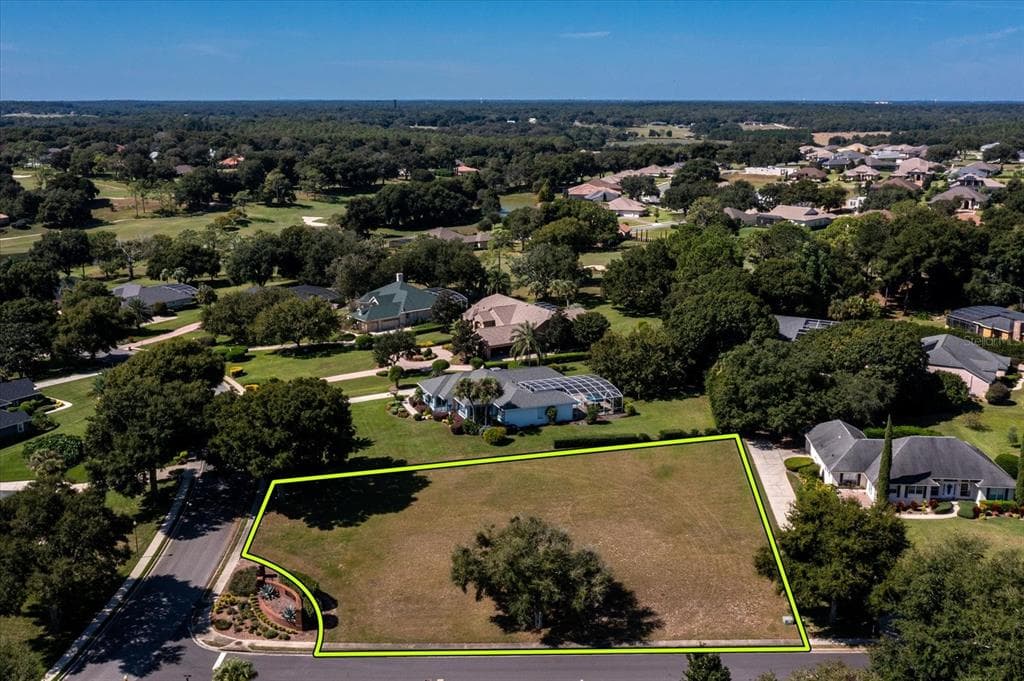 5701 CRESTVIEW DRIVE LADY LAKE, FL 32159